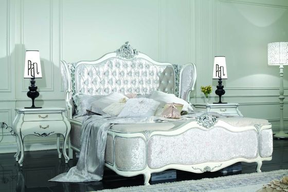 ISO 9001 Victorian Luxury European Bedroom Furniture White Silver Classic Bedroom Sets
