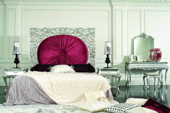 SGS OEM Home Luxury European Bedroom Furniture Wooden Traditional Bed Durable